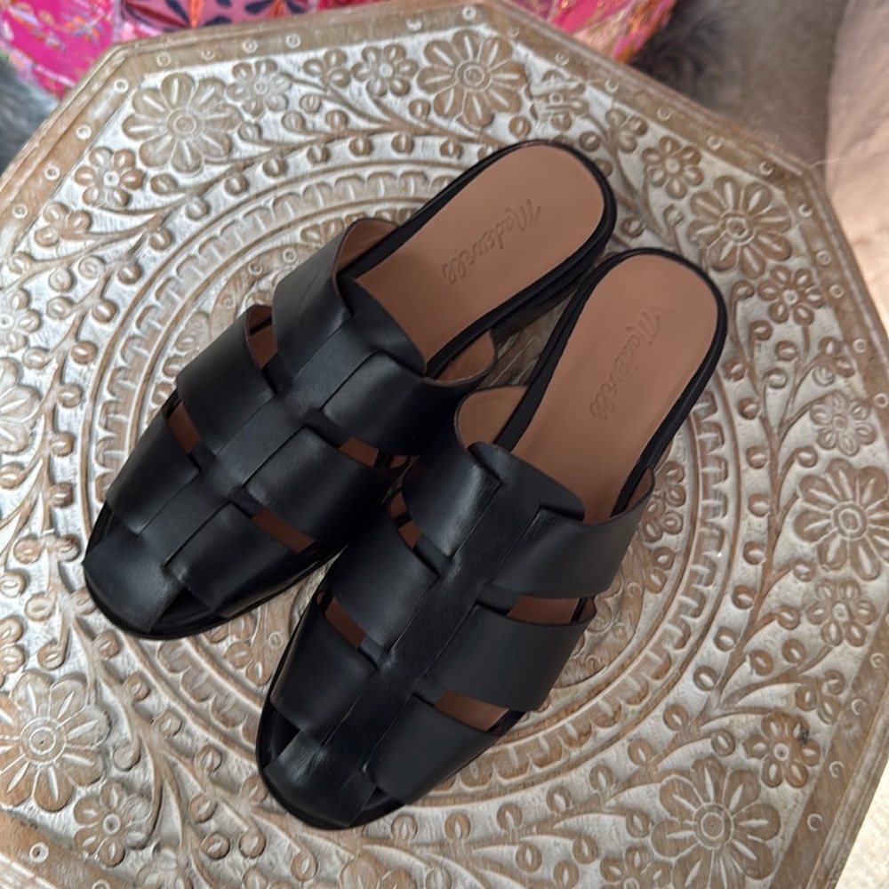 Madewell The Dixson Fisherman Mule in True Black